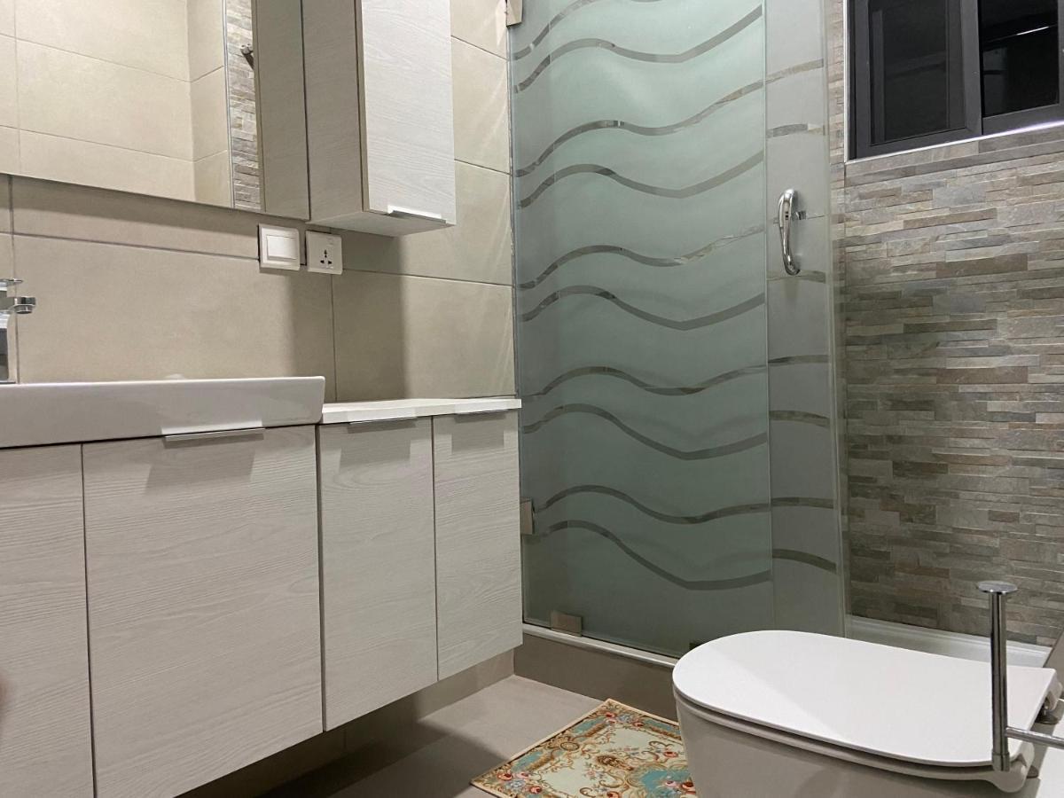 Queens View Apartment Acra Exterior foto