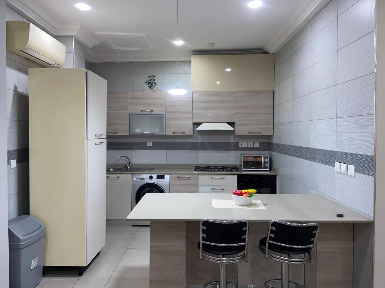 Queens View Apartment Acra Exterior foto