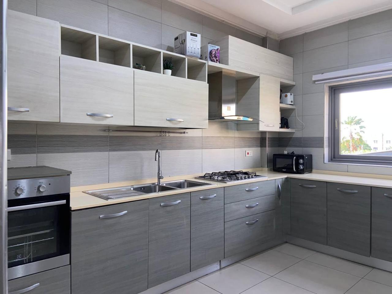 Queens View Apartment Acra Exterior foto