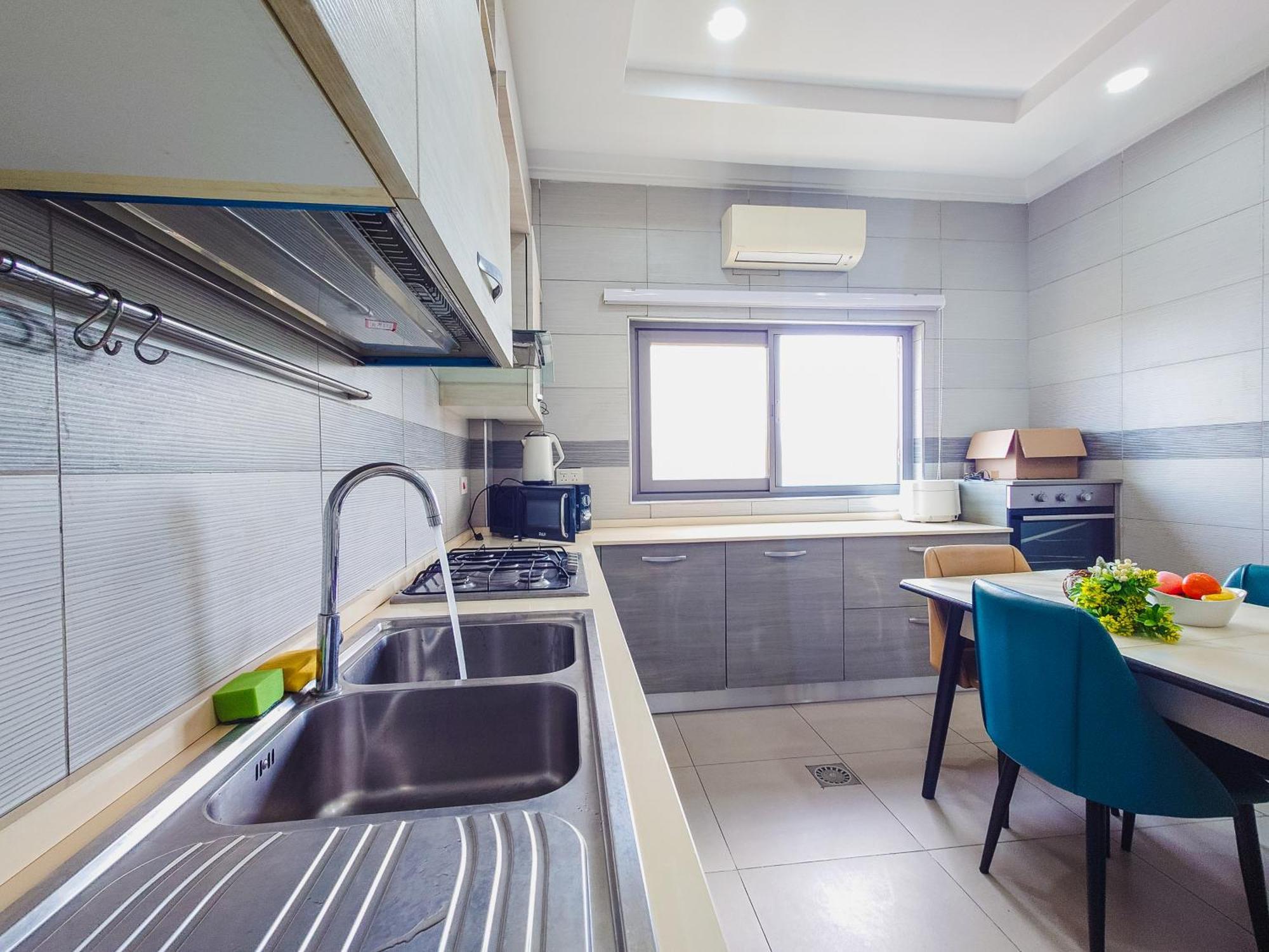 Queens View Apartment Acra Exterior foto